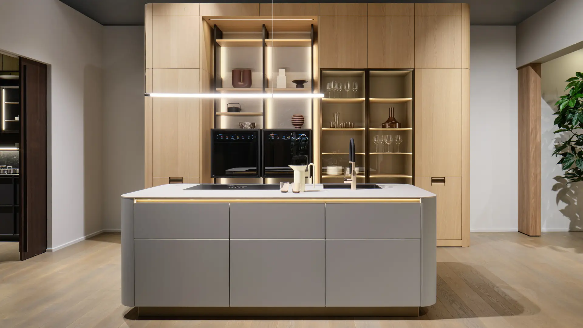 Curved Side Panels line